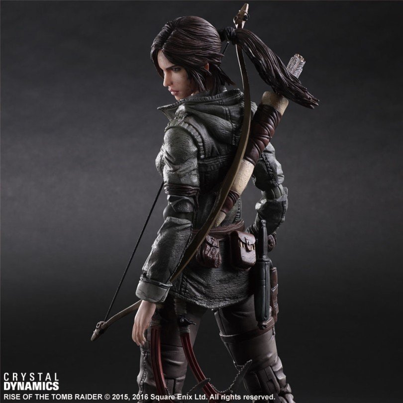 Nova figura de Lara Croft da Play Arts Kai