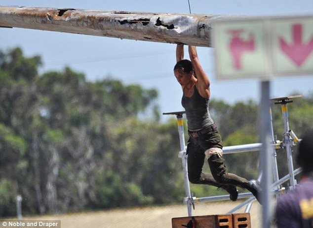 Primeiras imagens de Alicia Vikander como Lara Croft Primeiras imagens de Alicia Vikander como Lara Croft