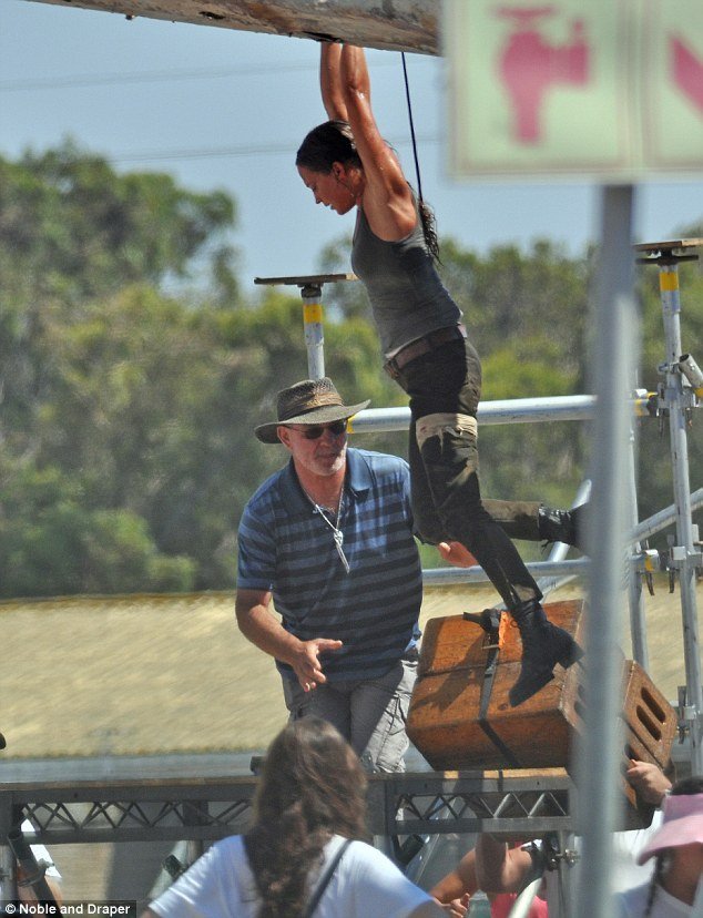 Primeiras imagens de Alicia Vikander como Lara Croft Primeiras imagens de Alicia Vikander como Lara Croft