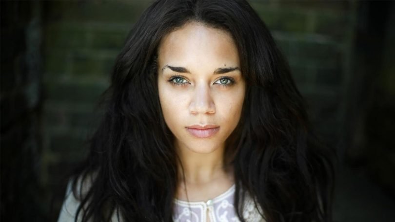 Hannah John-Kamen entra para o elenco de Tomb Raider
