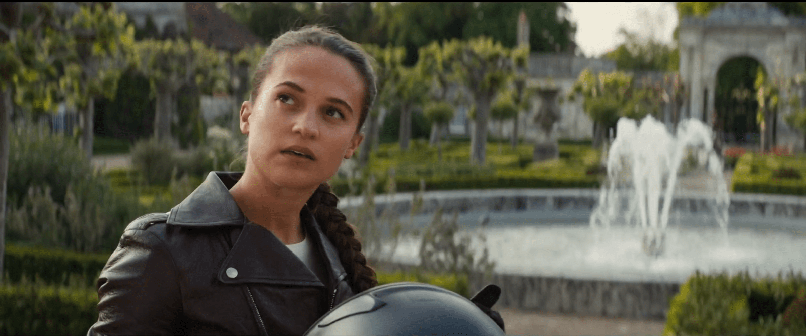 10 cenas cortadas/modificadas em Tomb Raider: A Origem 10 cenas cortadas/modificadas em Tomb Raider: A Origem